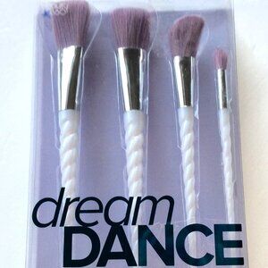 BEAUTY 360 4 PC DREAM DANCE UNICORN MAKE UP BRUSH SET